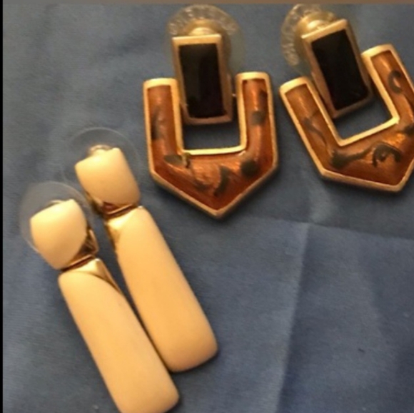 Vintage Jewelry - Vintage Earring Set